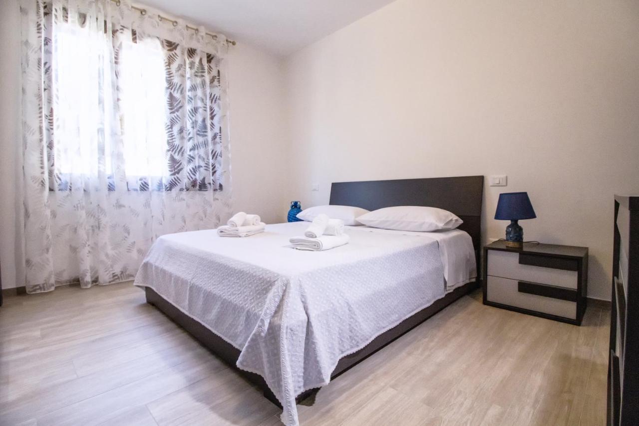 Dd House Family Holiday Apartment Cecina  Buitenkant foto