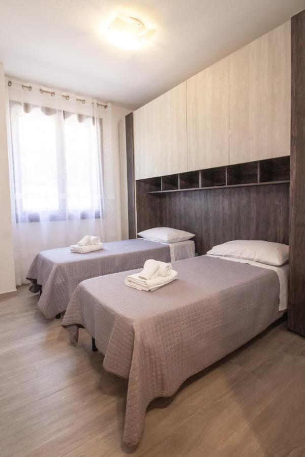 Dd House Family Holiday Apartment Cecina  Buitenkant foto